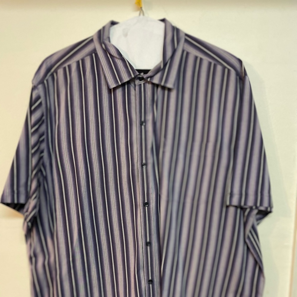Men’s Short Sleeve Shirt Size 3XLT